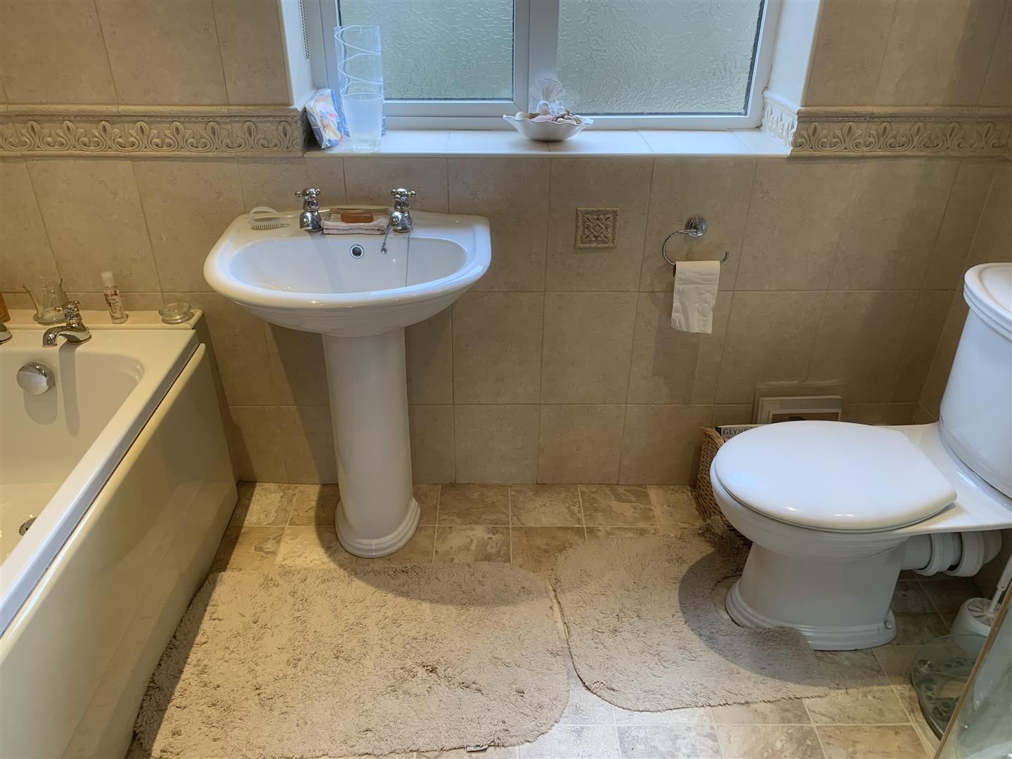 BATHROOM & W.C